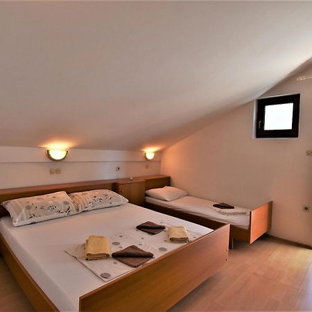 Apartament Banjol ภายนอก รูปภาพ