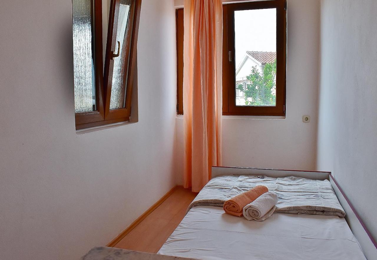 Apartament Banjol ภายนอก รูปภาพ