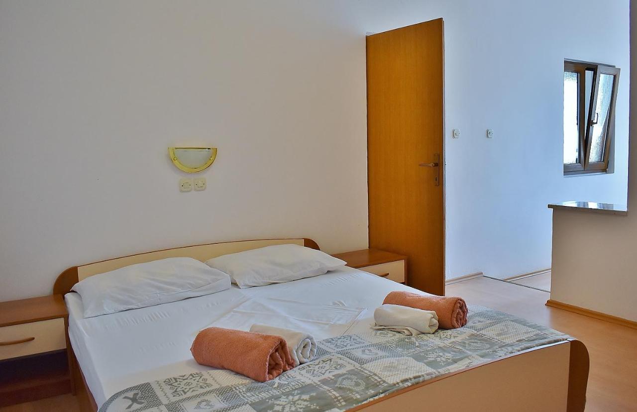 Apartament Banjol ภายนอก รูปภาพ