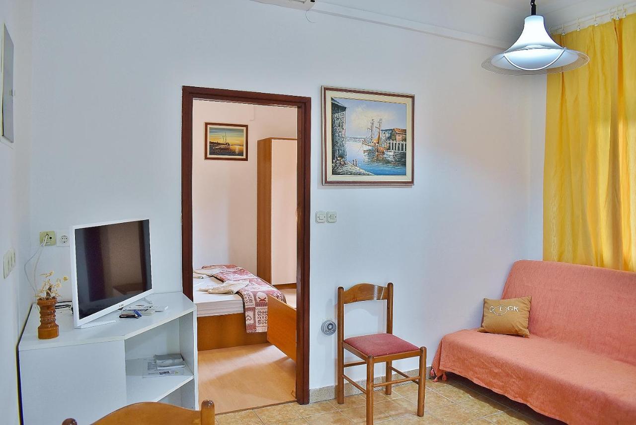 Apartament Banjol ภายนอก รูปภาพ